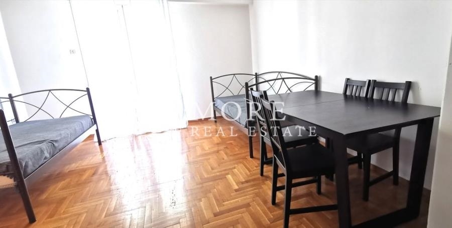 (For Sale) Residential Apartment || Athens Center/Athens - 72 Sq.m, 2 Bedrooms, 90.000€ 