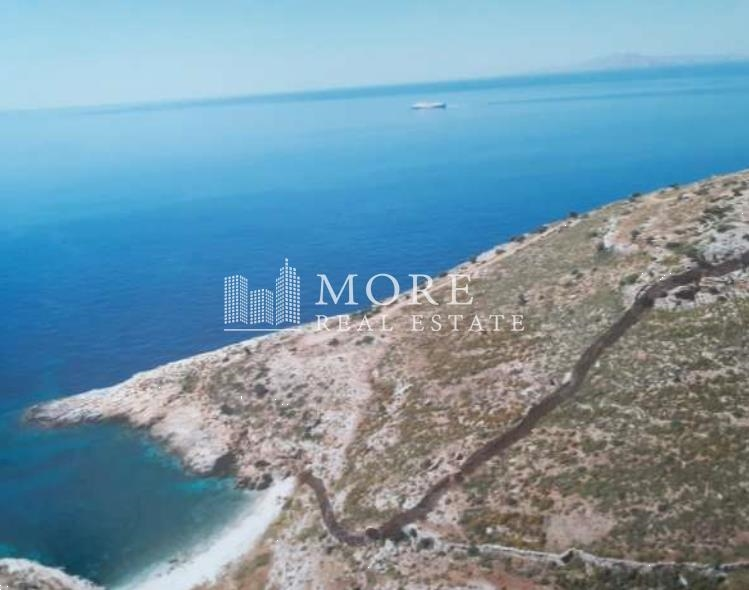 (For Sale) Land Plot || Cyclades/Andros-Korthio - 158.000 Sq.m, 4.000.000€ 